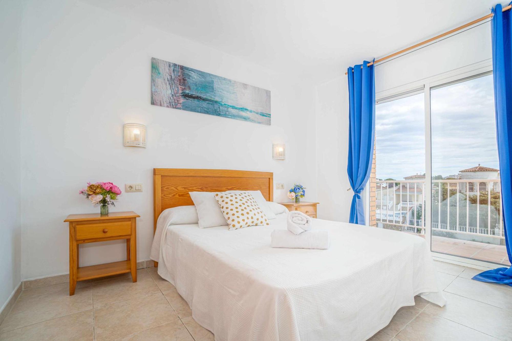 Jouvacations Villa Freser เอมปูเรียบราบา ภายนอก รูปภาพ