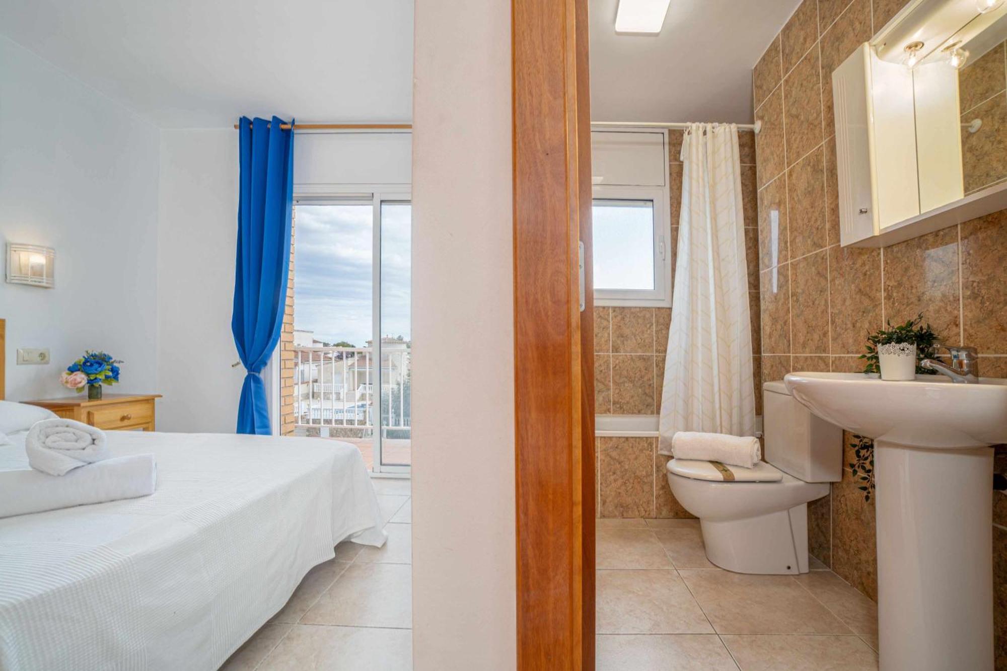 Jouvacations Villa Freser เอมปูเรียบราบา ภายนอก รูปภาพ