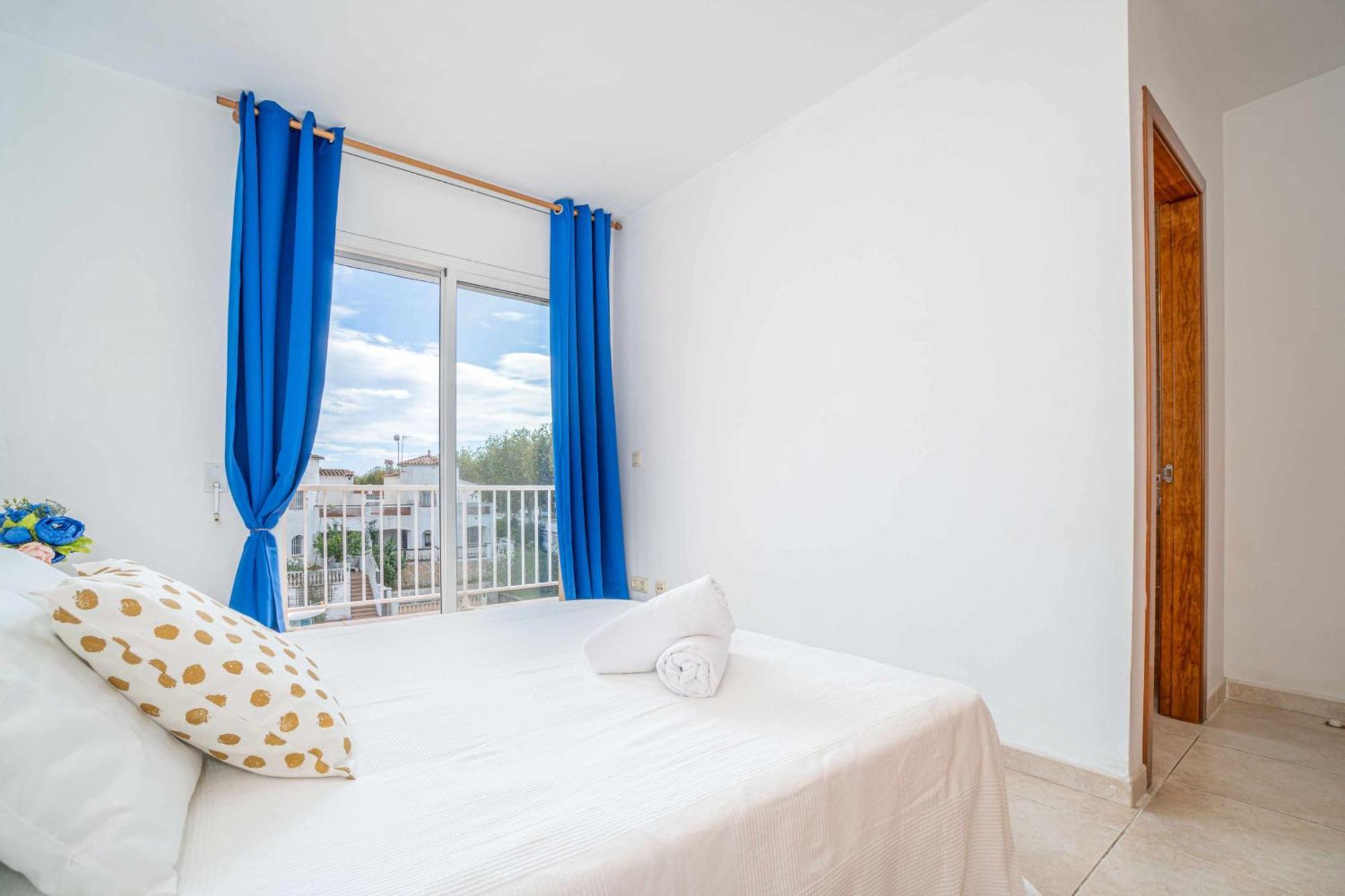 Jouvacations Villa Freser เอมปูเรียบราบา ภายนอก รูปภาพ